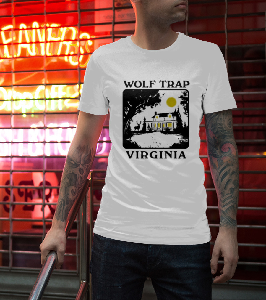 Wolf Trap Virginia Moonlit House Scene T-Shirt
