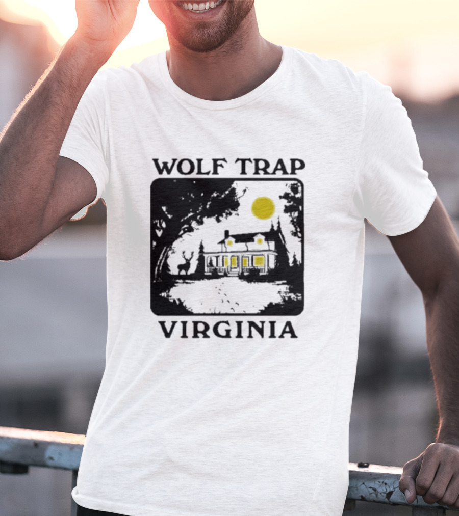Wolf Trap Virginia Moonlit House Scene T-Shirt