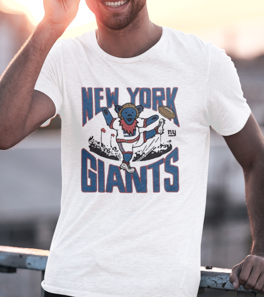 New York Giants Grateful Dead NFL Collaboration Bear T-Shirt