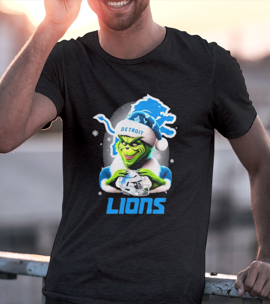 Detroit Lions Grinch Christmas Santa Snowflakes T-Shirt