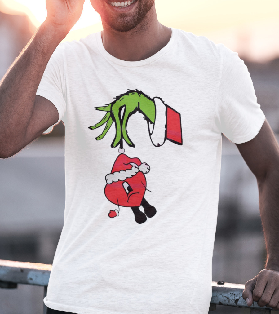 Grinch Hand Holding Santa Hat Bad Bunny Xmas T-Shirt