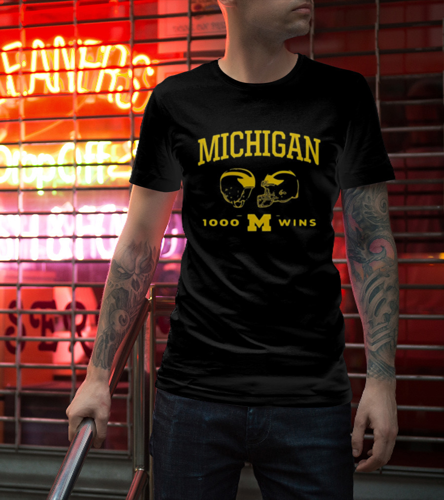 Michigan Wolverines Football 1000 Wins Celebration Dual Helmet T-Shirt