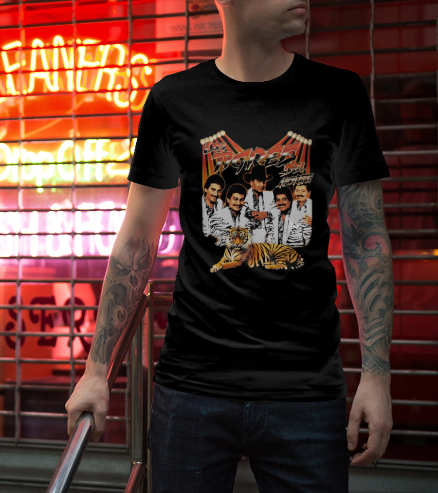 Los Tigres Del Norte Band Members With Tiger Image T-Shirt