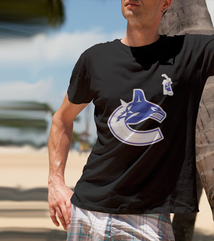 Luongo #1 Vancouver Canucks Orca Logo Ring Of Honour T-Shirt