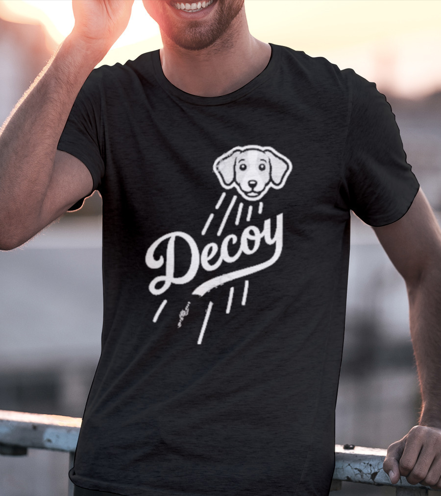 Decoy Rotowear Dog Head With Rays T-Shirt