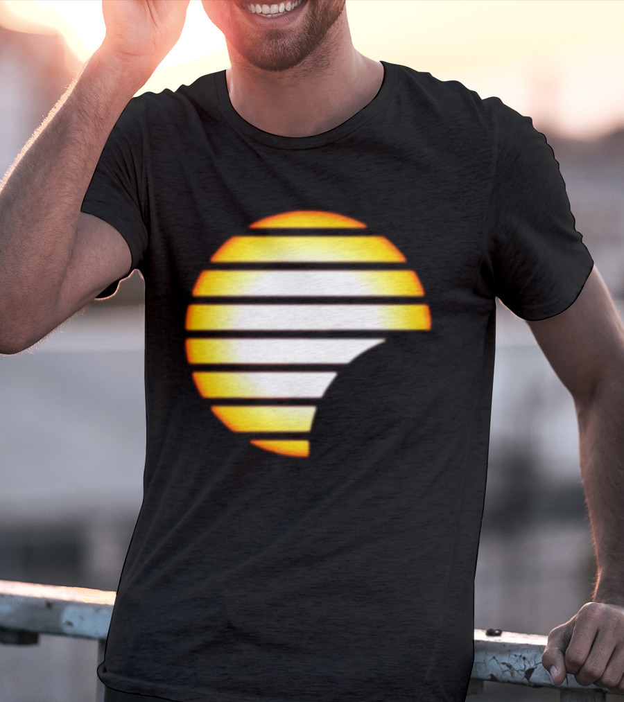Quality Magna Cartel Sun Logo Magna Carta Magna Carta Cartel Sunset Stripes Circular T-Shirt