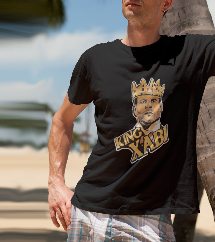 King Xabi Bayer Leverkusen Coach Icon With Crown T-Shirt