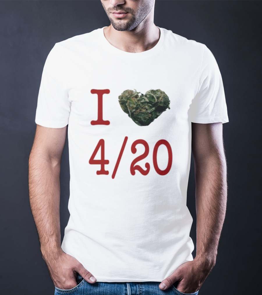 Rihanna Wearing I Heart 4/20 Day T-Shirt