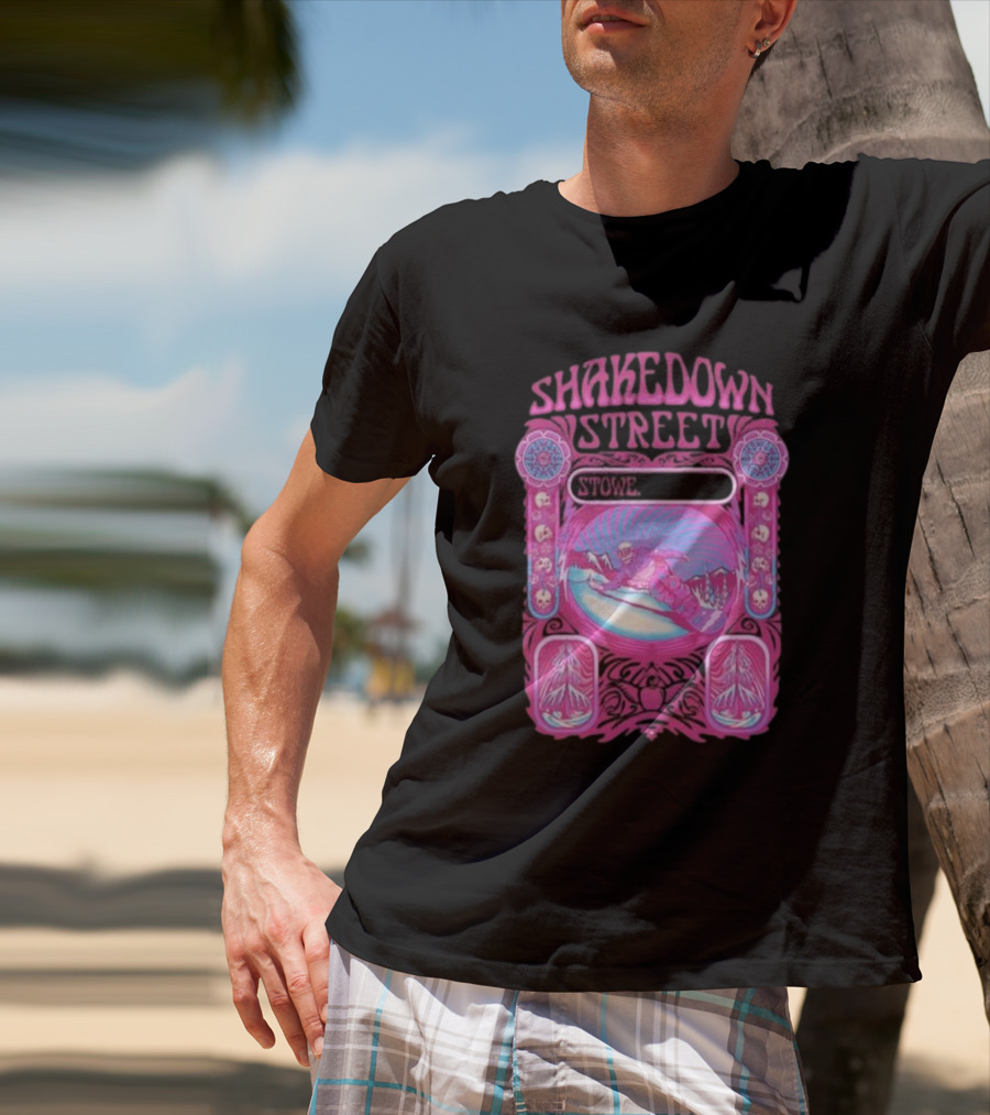 Shakedown Street Stowe Vermont Psychedelic Snowboarder Retro T-Shirt