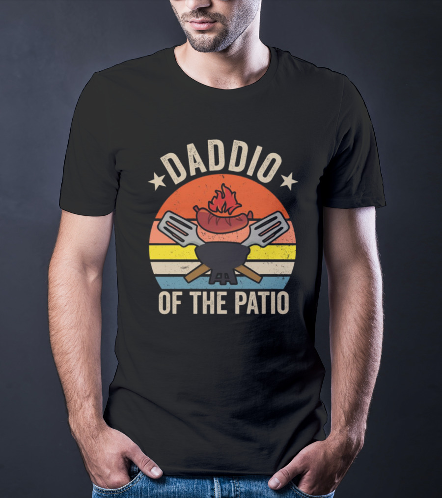 Daddio Of The Patio Vintage BBQ Grill And Sausages Retro T-Shirt