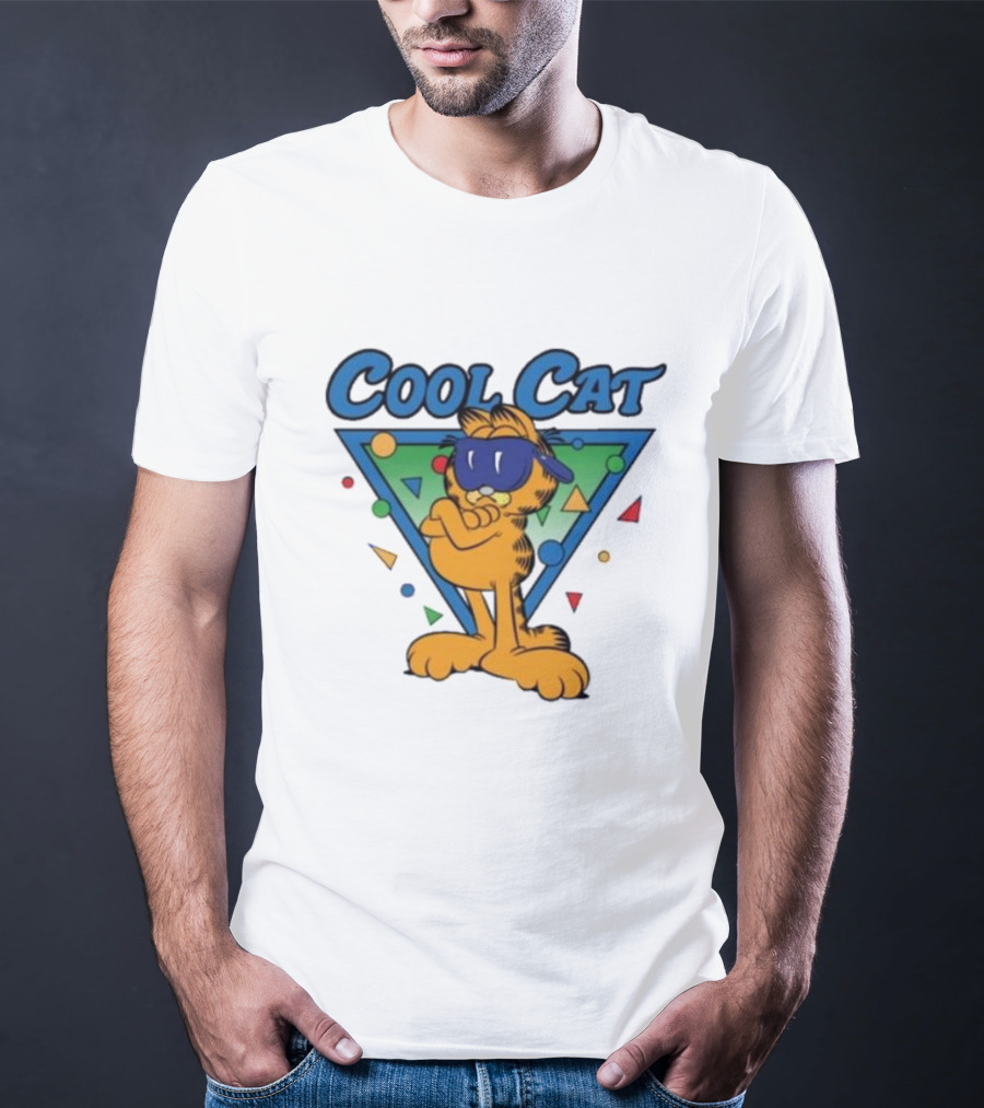 Quinton Reviews Wearing Garfield Cool Cat Retro T-Shirt