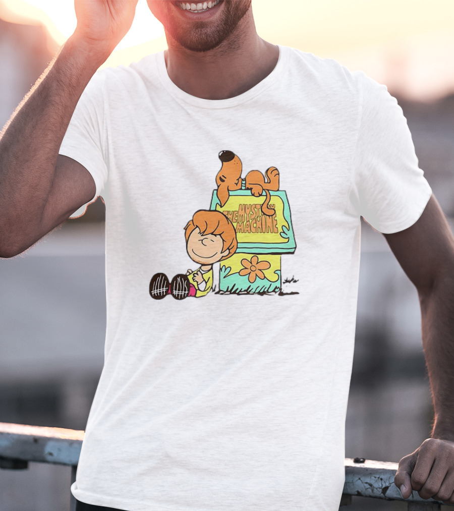 Scooby Doo And Shaggy Rogers Snoopy Style Mystery Machine T-Shirt