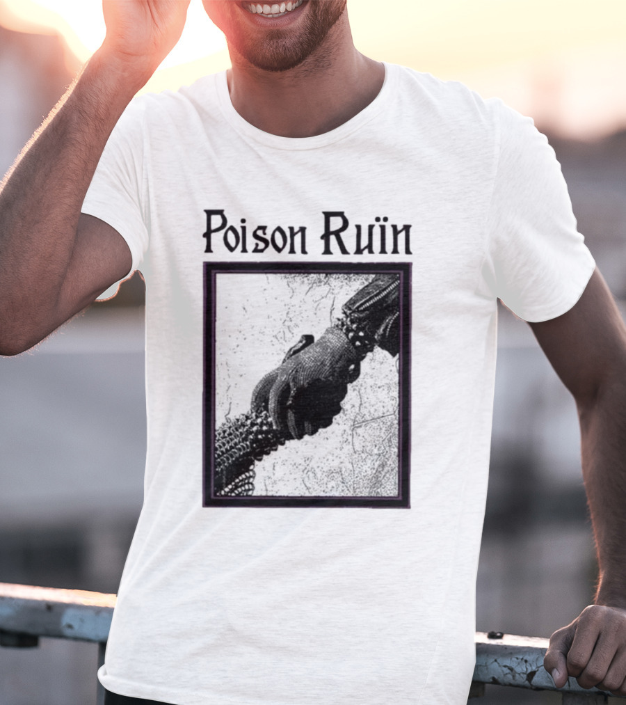 Poison Ruïn Medieval Chainmail Handshake Confrere T-Shirt