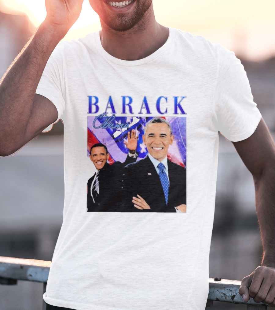 BARACK Obama Smiling Pose With Patriotic Background T-Shirt
