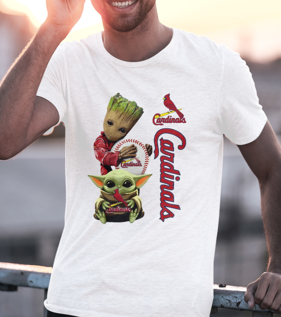 Baby Groot And Baby Yoda Hugging St. Louis Cardinals Baseball T-Shirt