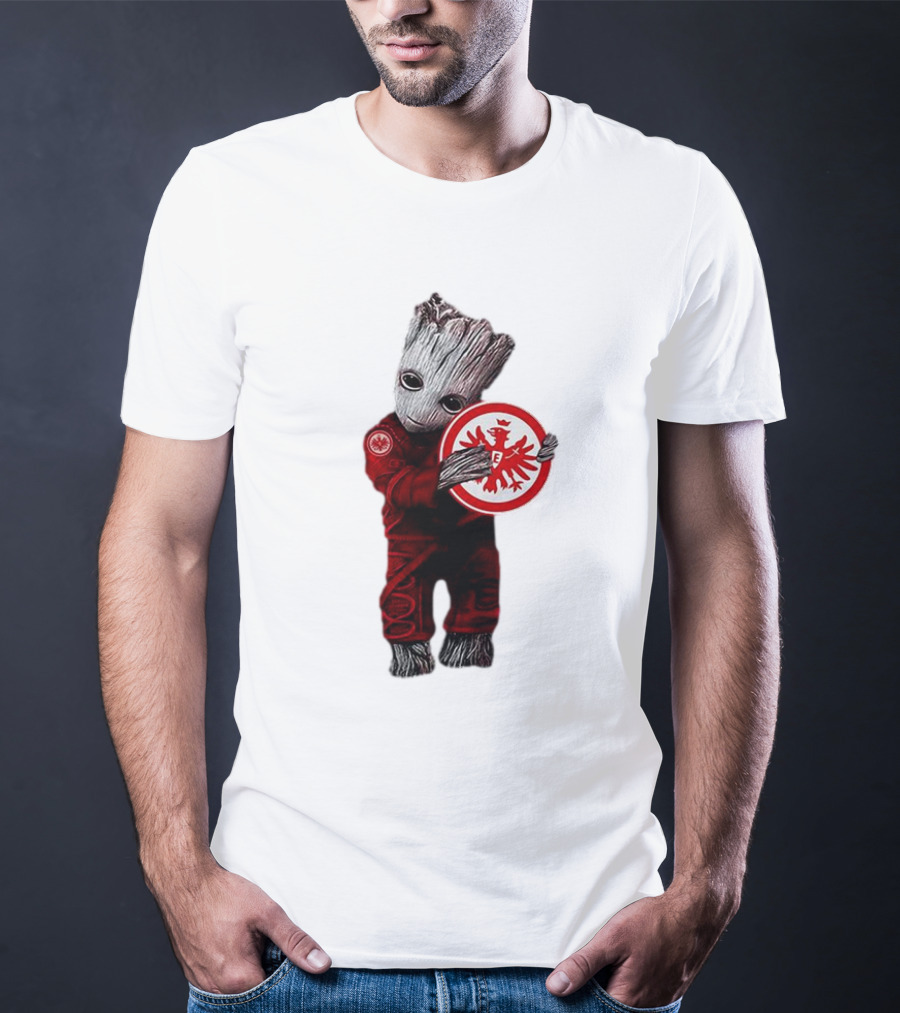 Baby Groot Hugging Eintracht Frankfurt Emblem T-Shirt