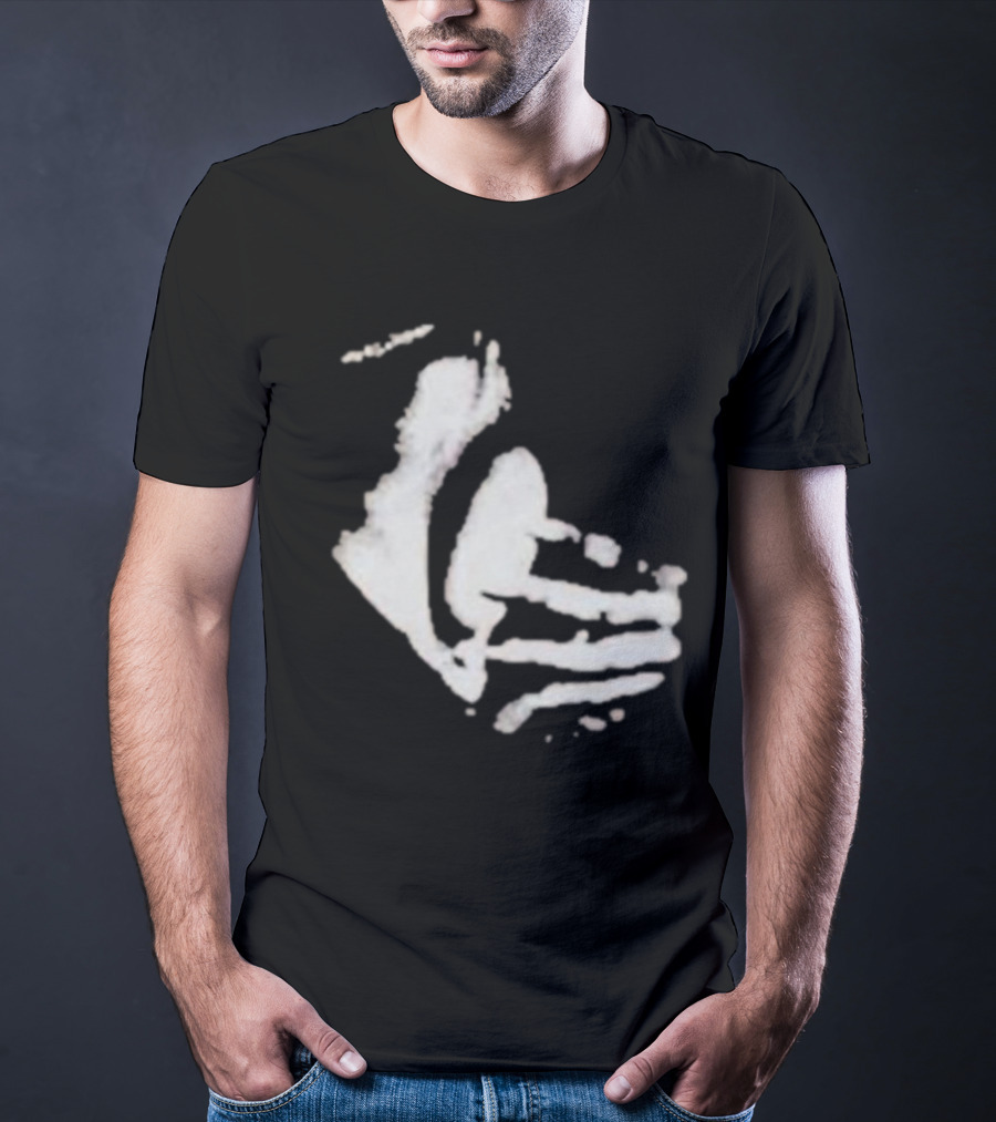 Portal Camila Brasil I Luv It Photo Optical Illusion Black And White Hand Face T-Shirt