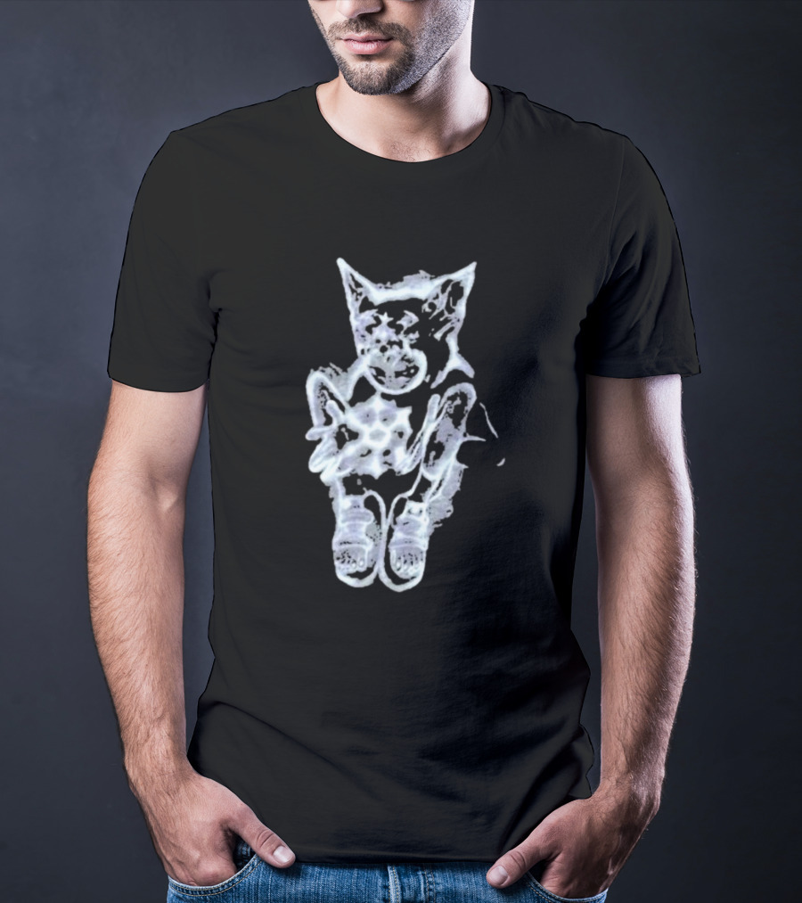 Glyvees Aura Cat Sneakers Iconic Glow T-Shirt
