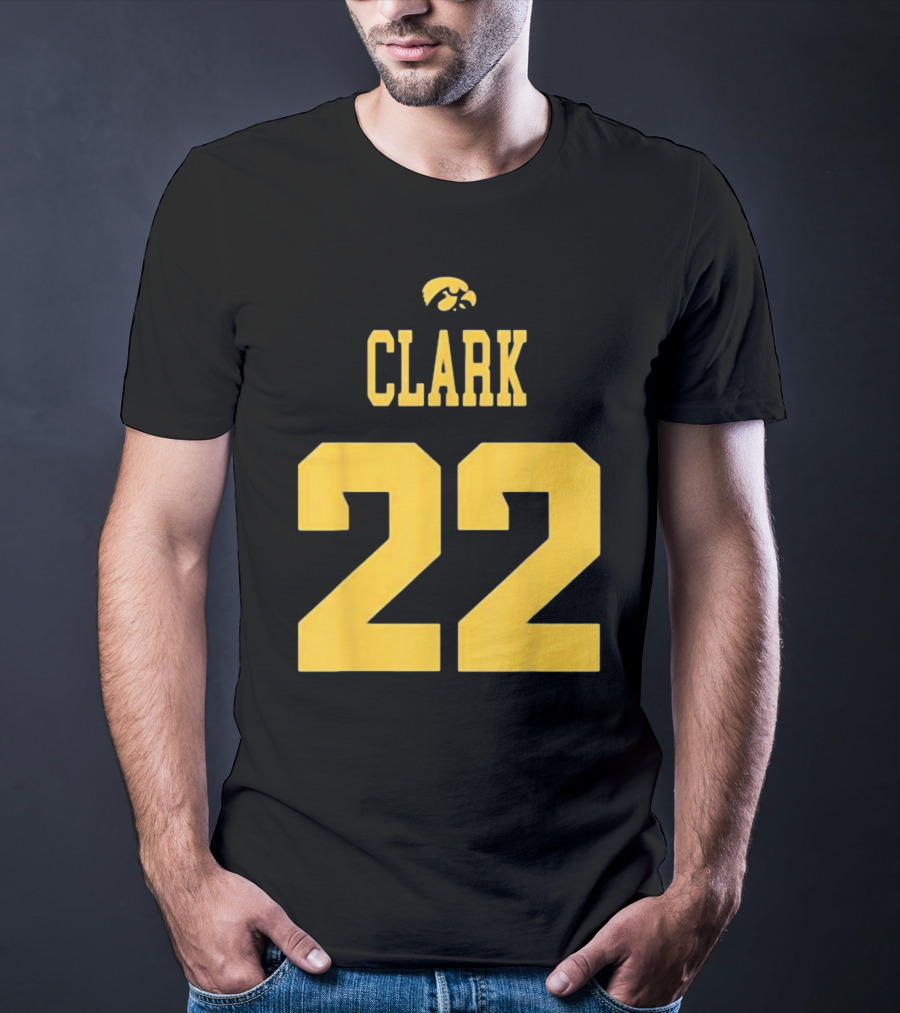 Clark 22 Iowa Hawkeyes T-Shirt