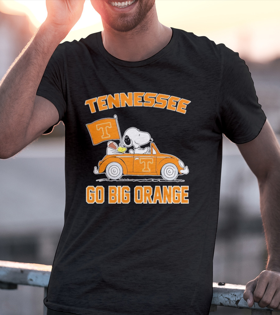 Tennessee Volunteers Snoopy Woodstock Car Go Big Orange T-Shirt