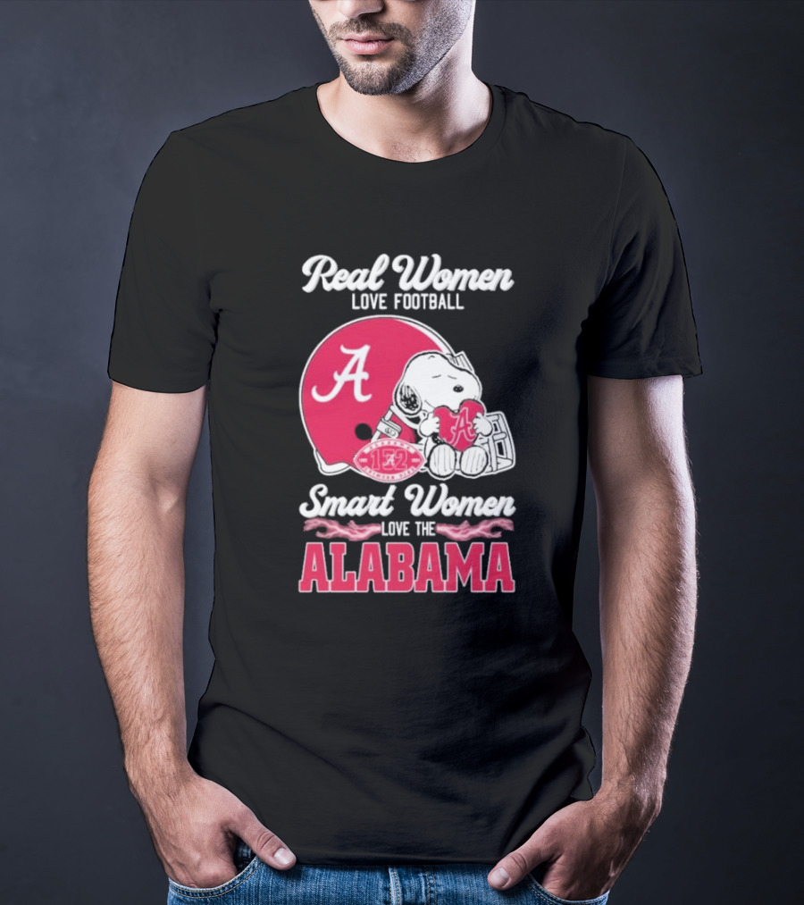 Real Women Love Football Smart Women Love The Alabama Crimson Tide 132 Season Snoopy Helmet T-Shirt