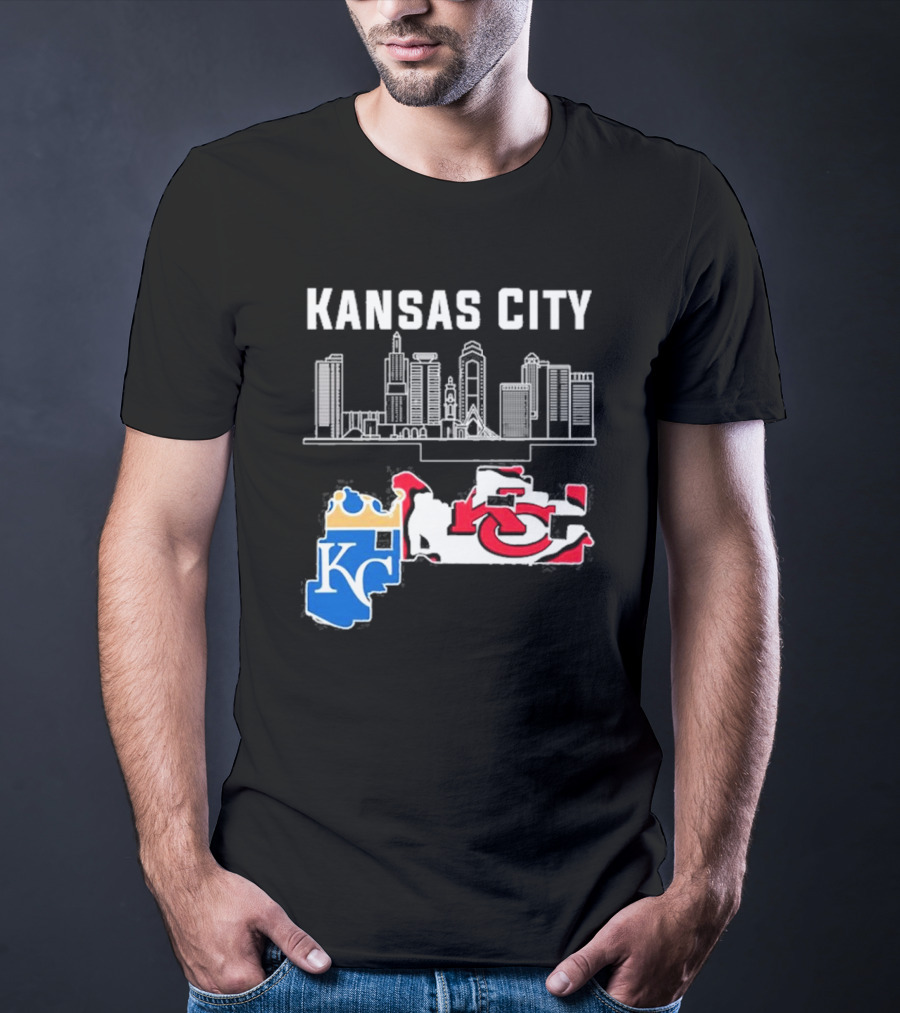 Kansas City Skyline KC Chiefs Royals Map T-Shirt