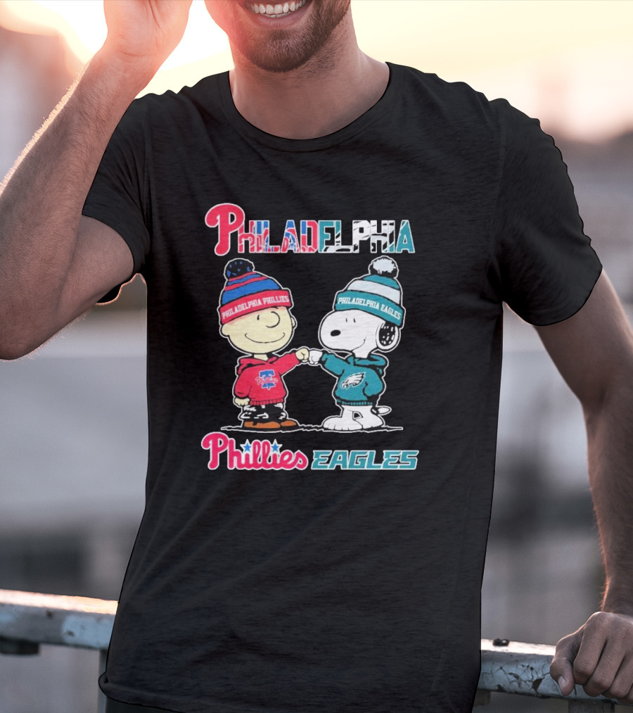 Philadelphia Phillies Eagles Snoopy Charlie Brown Fist Bump Collaboration T-Shirt
