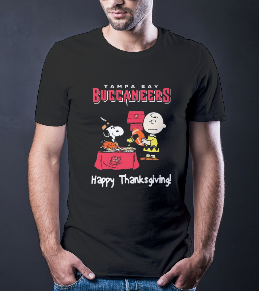 Tampa Bay Buccaneers Peanuts Happy Thanksgiving Football T-Shirt