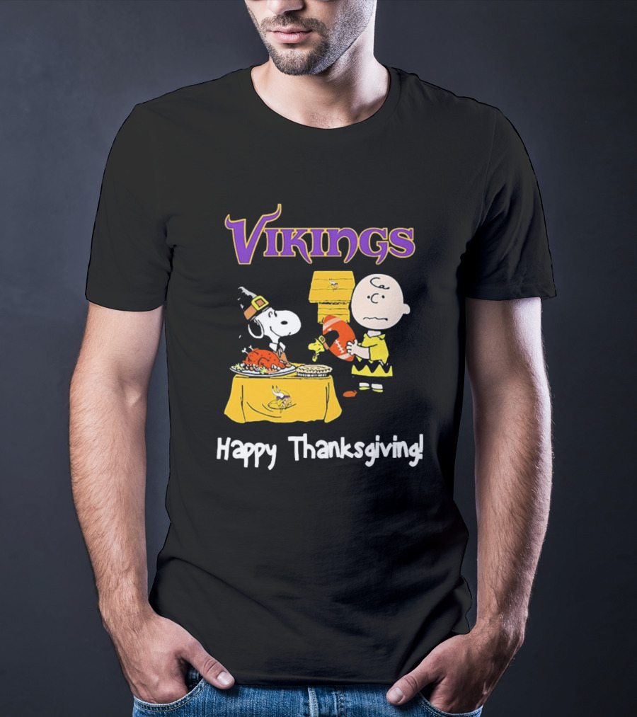 Peanuts Minnesota Vikings NFL Football Snoopy Charlie Brown Happy Thanksgiving T-Shirt