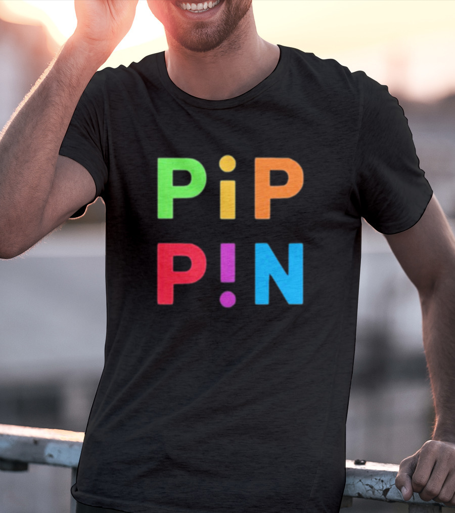 Ronscompvids Macintosh Librarian PiP PiN T-Shirt