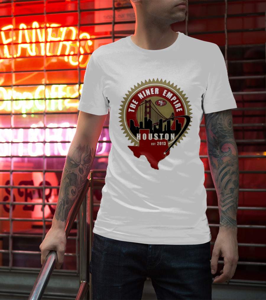 San Francisco 49ers NFL The Niner Empire Houston Est 2013 Golden Gate Bridge Skyline Badge T-Shirt