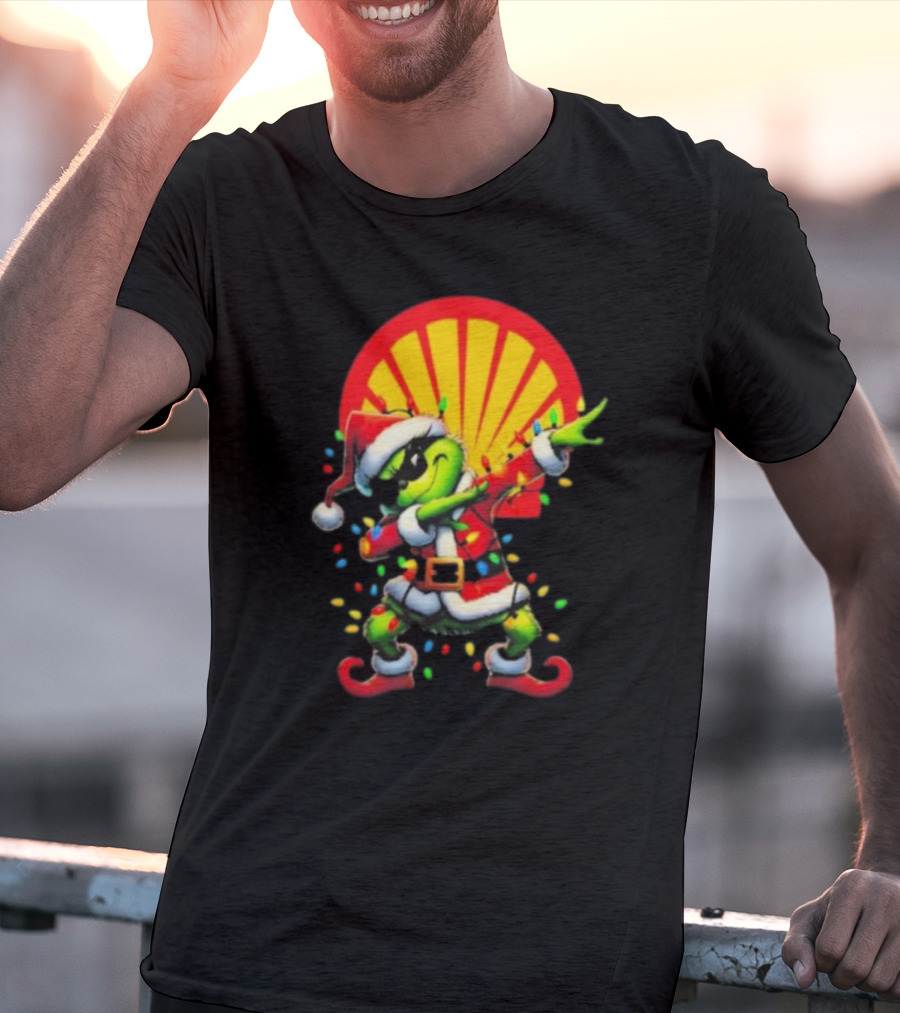 Santa Grinch Dabbing Shell Christmas Lights T-Shirt