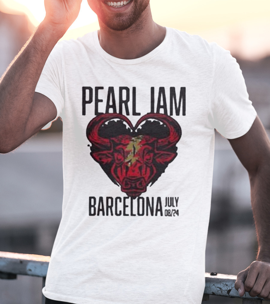 Pearl Jam Barcelona July 08/24 Bull Artwork Concert Event T-Shirt