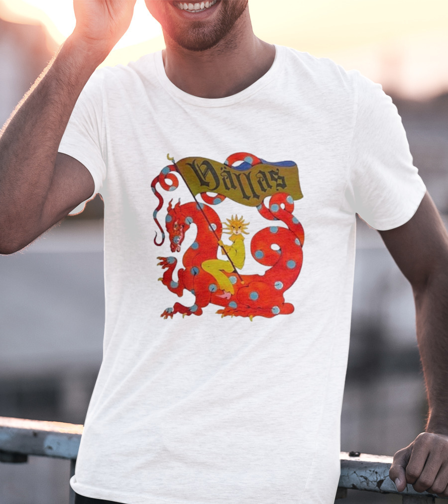 Hällas Flower Knight Riding Red Polka Dot Dragon T-Shirt
