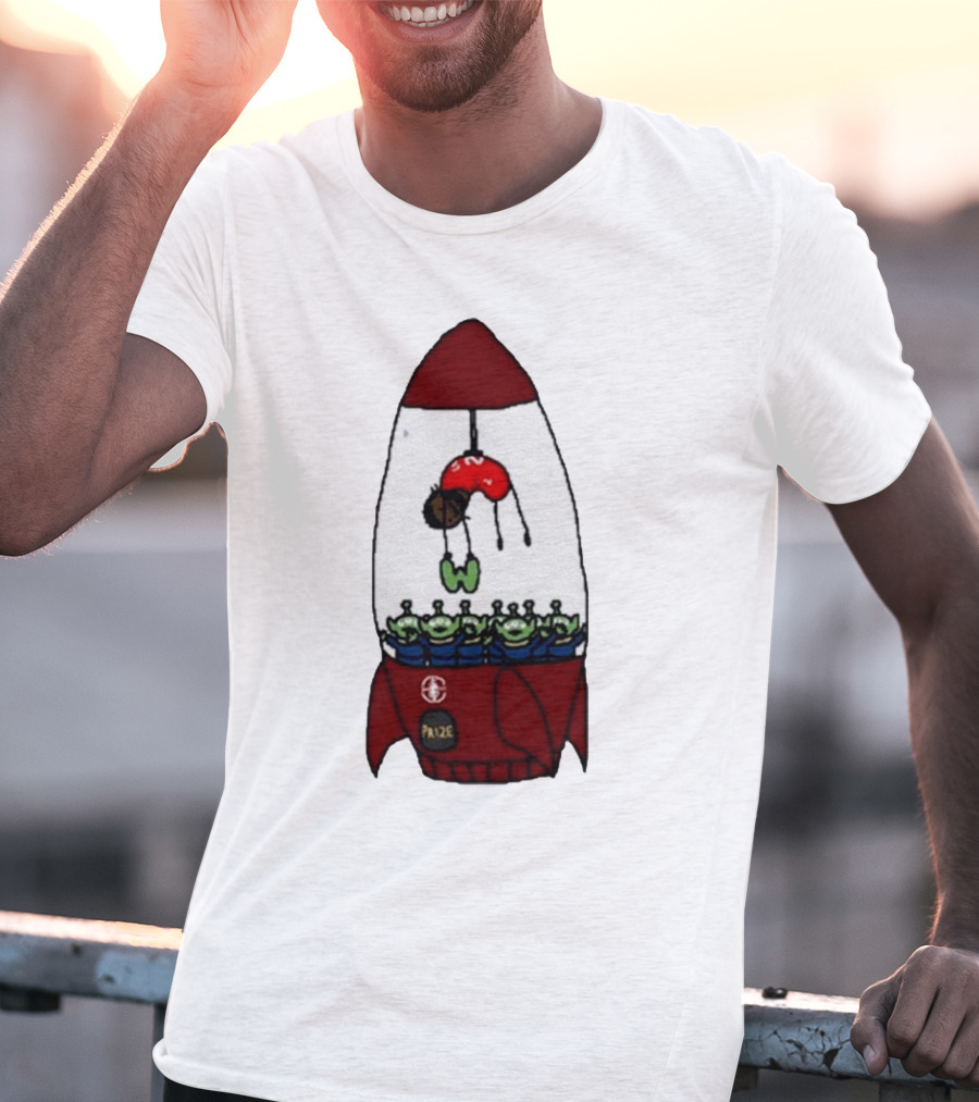 Kawhi Leonard Claw Dunk Rocket And Aliens Clippers T-Shirt