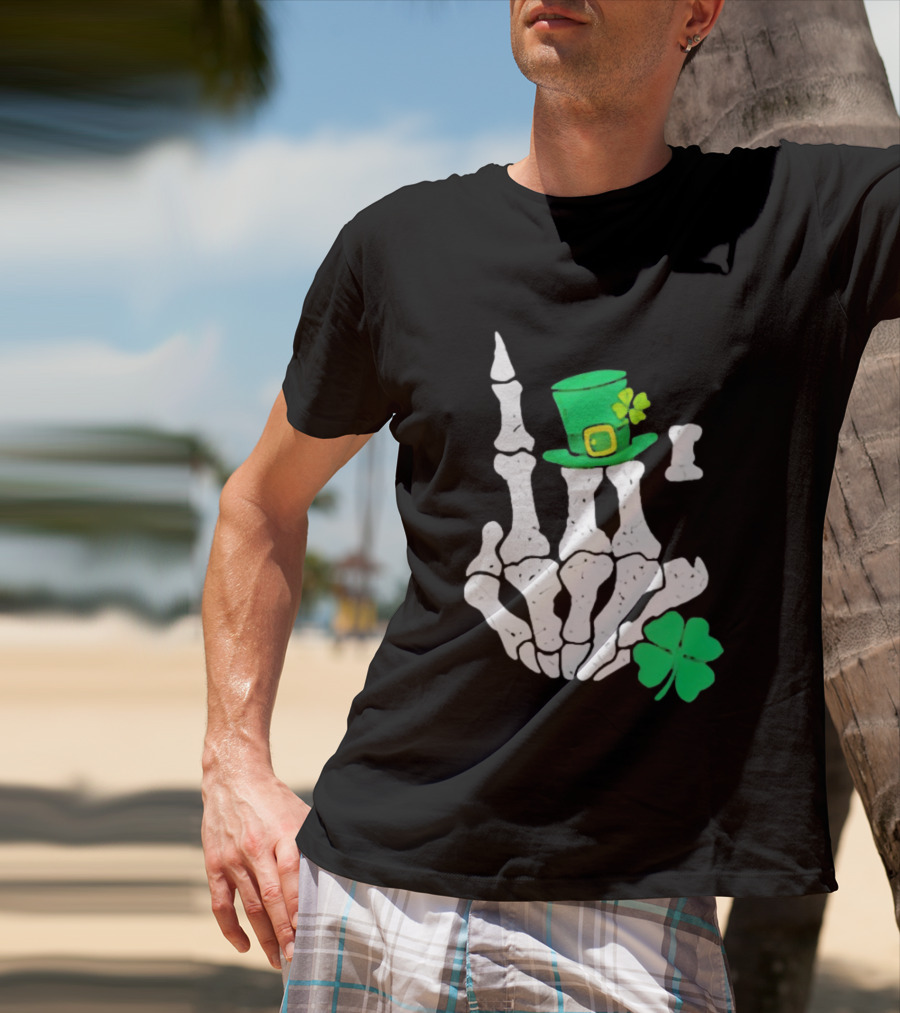 Skeleton Hand With Leprechaun Hat And Shamrock St Patricks Day T-Shirt