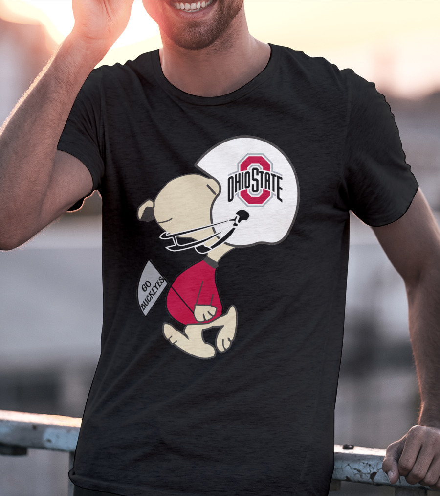 Snoopy Ohio State Buckeyes Go Buckeyes Football Helmet T-Shirt