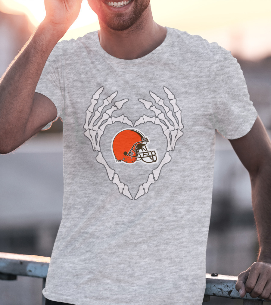 Cleveland Browns Helmet Skeleton Heart T-Shirt