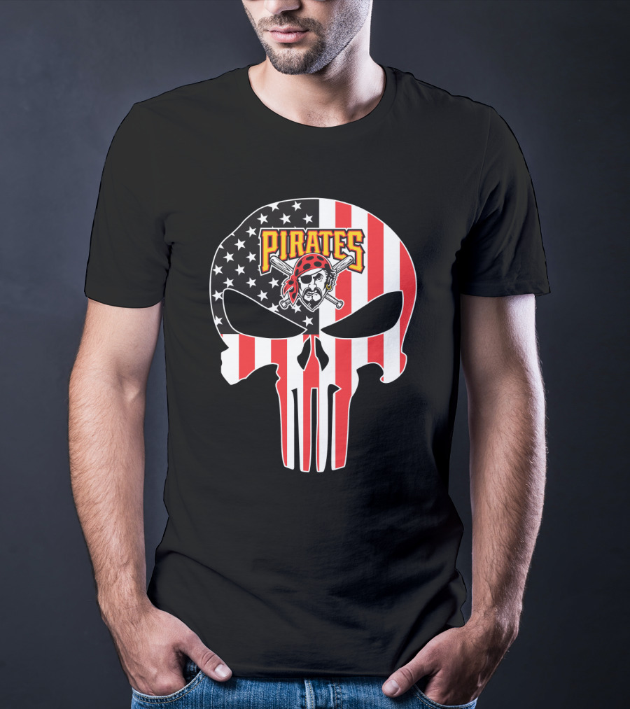 Pirates Skull American Flag T-Shirt