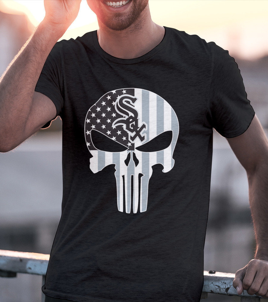 Chicago White Sox Punisher Skull American Flag T-Shirt