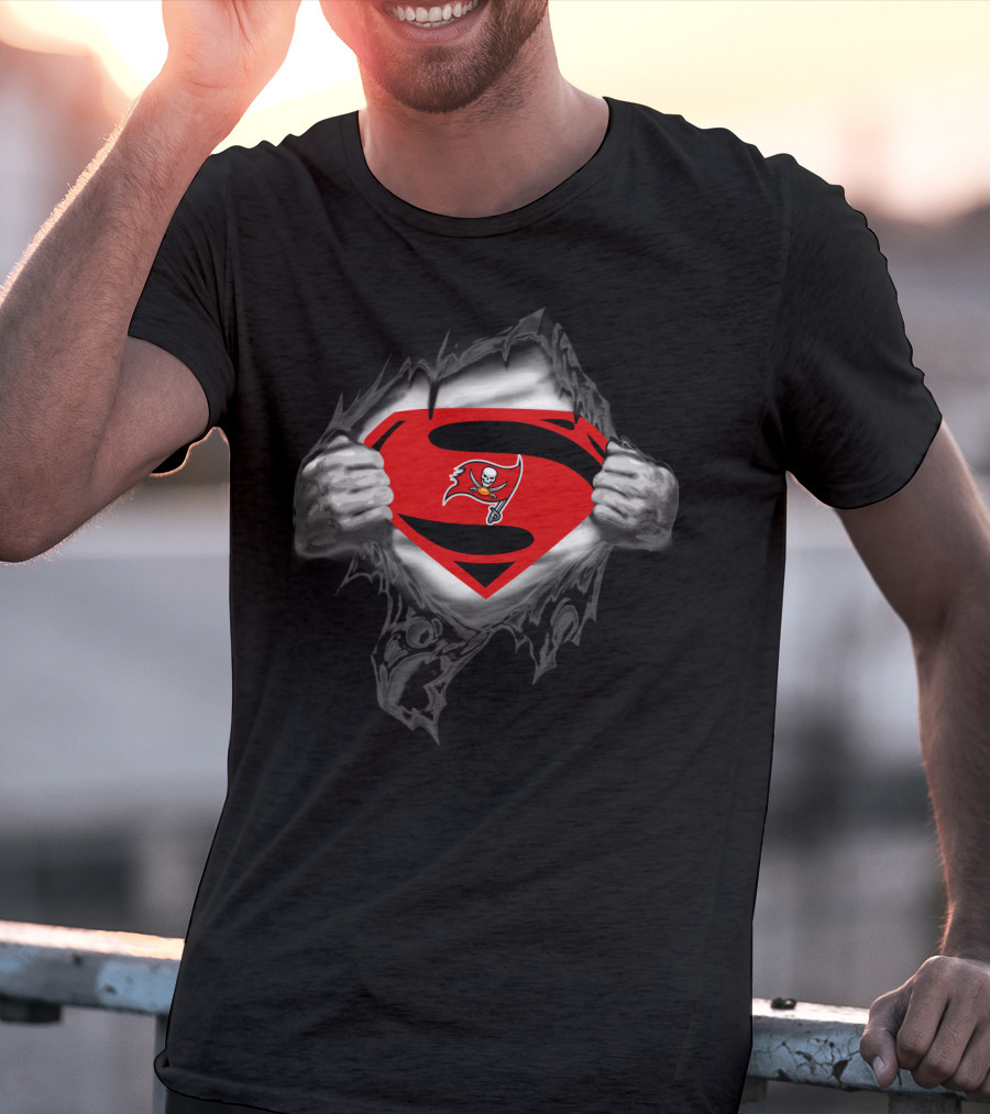 Superman Tampa Bay Buccaneers T-Shirt