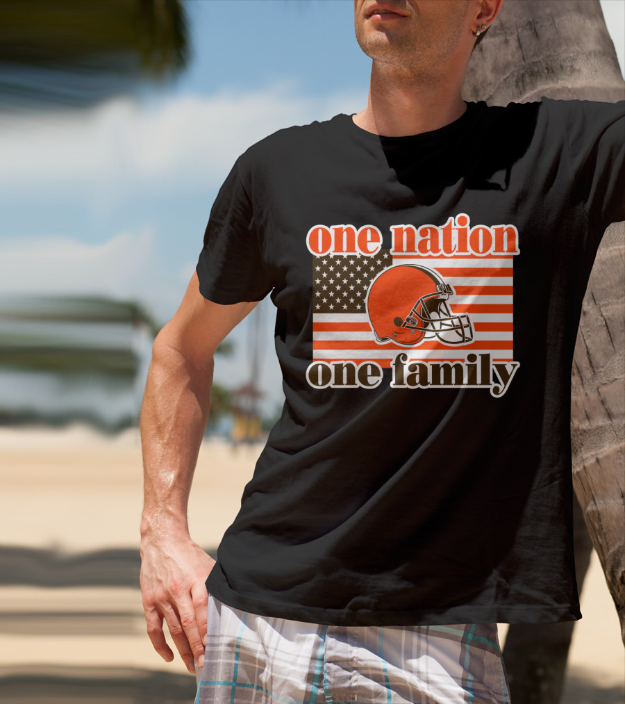 One Nation One Family Cleveland Browns Helmet Flag T-Shirt