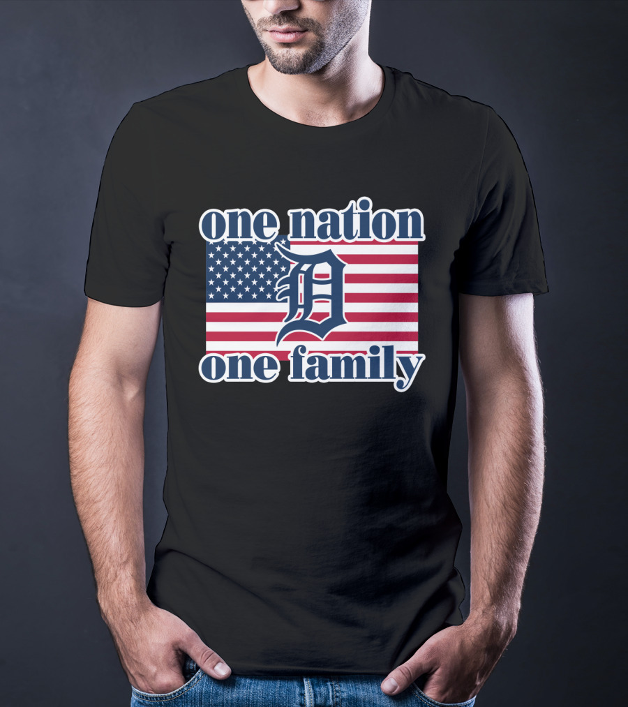 One Nation One Family Detroit Tigers American Flag T-Shirt