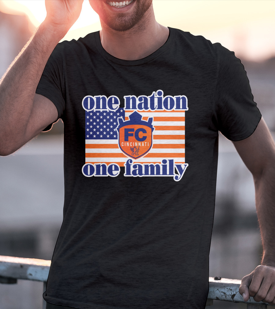 One Nation One Family Fc Cincinnati United States Flag T-Shirt