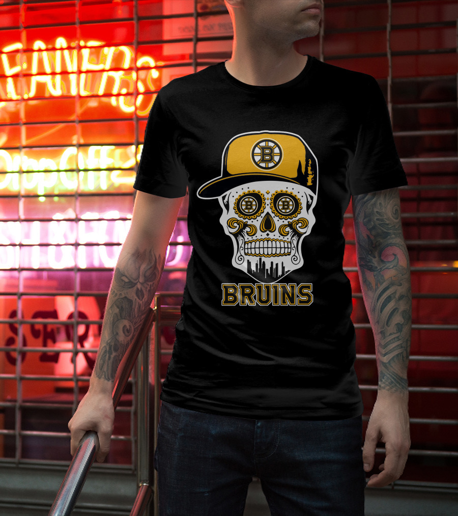Boston Bruins Skull With Cap And City Silhouette T-Shirt