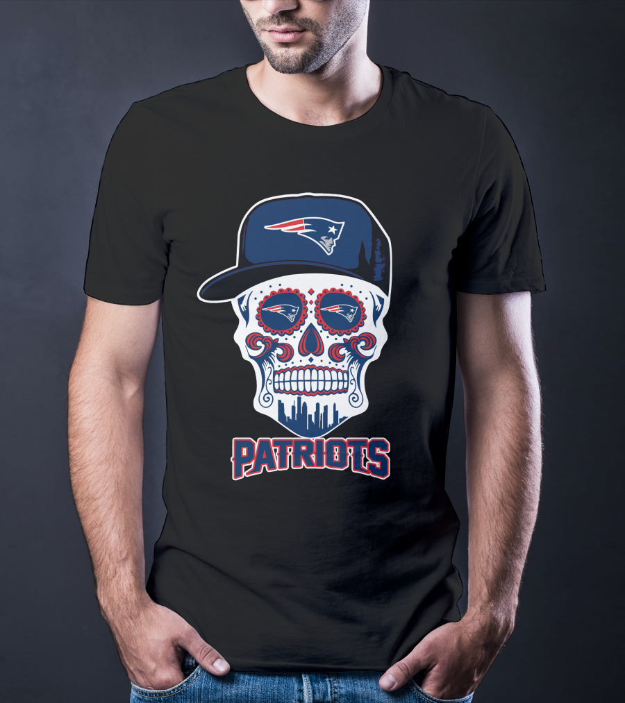 New England Patriots Skull With Hat And Cityscape T-Shirt