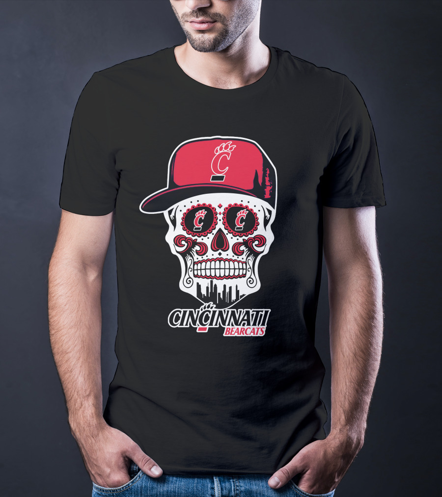 Cincinnati Bearcats Skull With Red Cap And Cityscape Elements T-Shirt