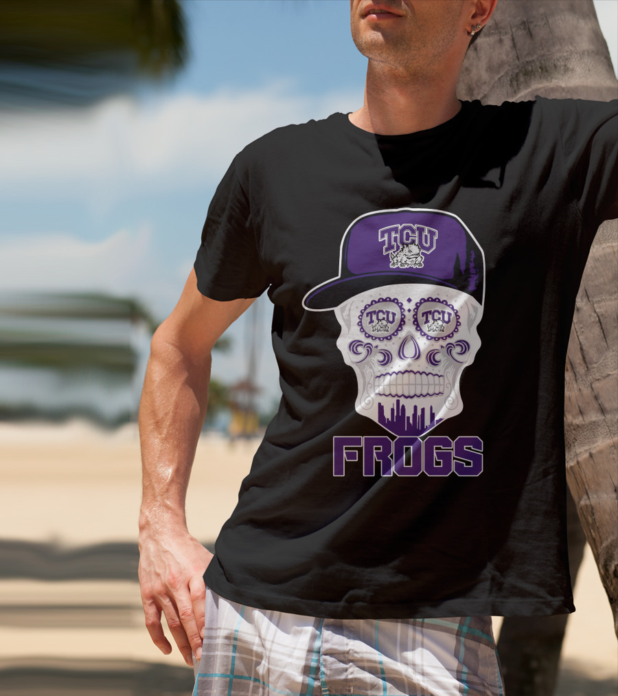 Tcu Horned Frogs Skull With Hat And City Skyline T-Shirt
