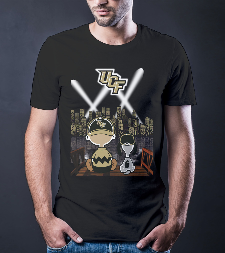 Ucf Knights Nighttime Cityscape Charlie Brown And Snoopy T-Shirt