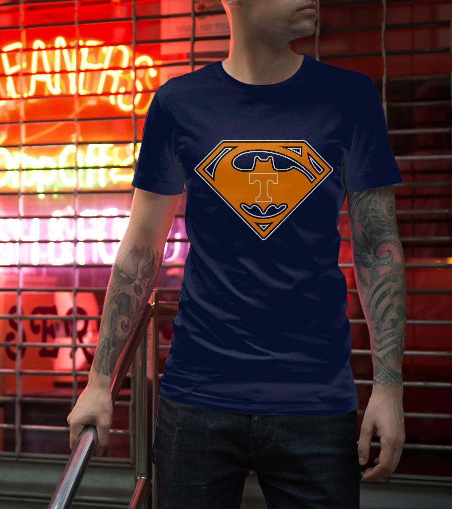 Superman Batman Tennessee Volunteers Logo T-Shirt